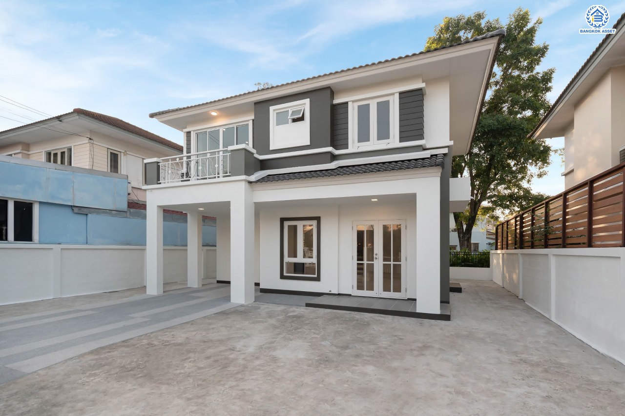 บ้านมือสองตกแต่งใหม่ โครงการ เนเบอร์โฮม วัชรพล เนื้อที่ 51 ตร.ว. ฟังก์ชัน 3 ห้องนอน 2 ห้องน้ำ จอดรถได้ 2 คัน บนทำเลเชื่อมต่อหลายเส้นทาง ทั้ง ถนนสุขาภิบาล5 ถนนสายไหม และถนนรามอินทรา ใกล้ทางด่วน "ฉลองรัช" และรถไฟฟ้าสายสีเขียว "สถานีสายหยุด"